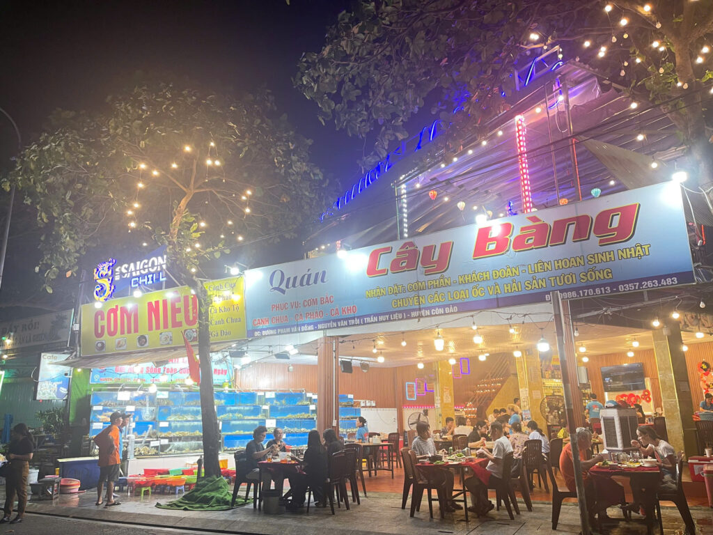 quan hai sản cây bàng